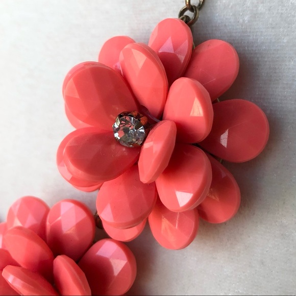 J. Crew Statement Floral Necklace in Coral - Picture 4 of 14